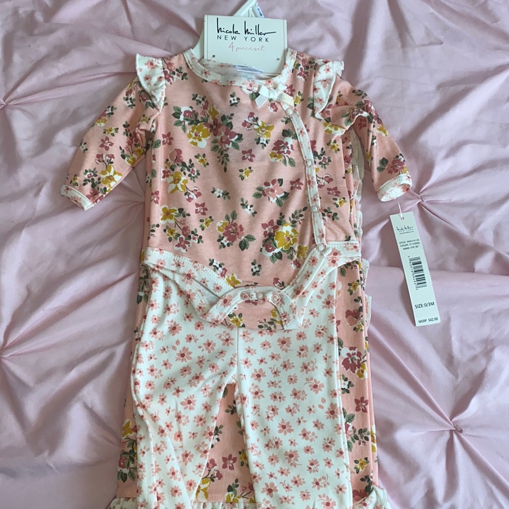 Nicole Miller 4pc Baby Girl Set
